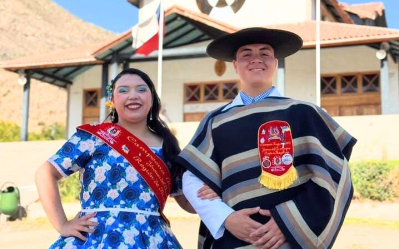 Joaqu&iacute;n &Aacute;vila brill&oacute; en el Campeonato Nacional de Cueca Juvenil en Aconcagua