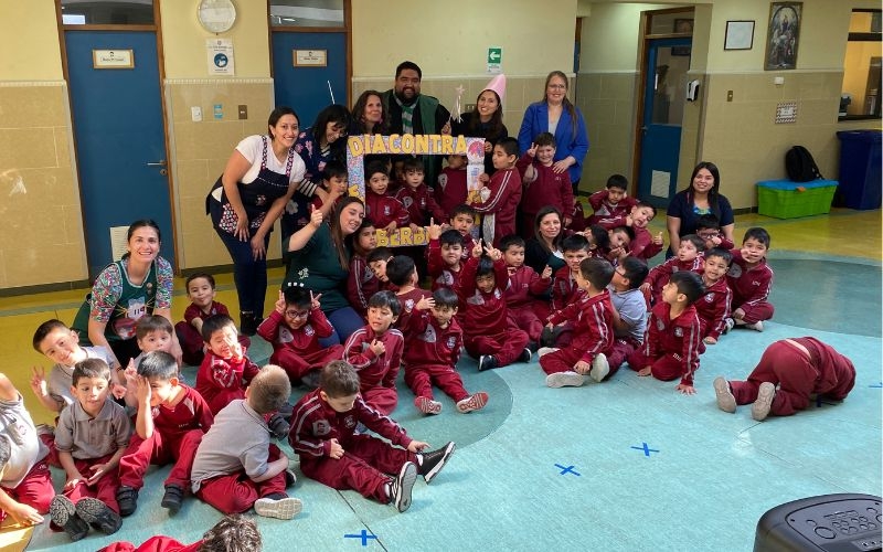 Semana del CiberBullying: Ni&ntilde;os y J&oacute;venes Aprenden a Protegerse en el Mundo Digital
